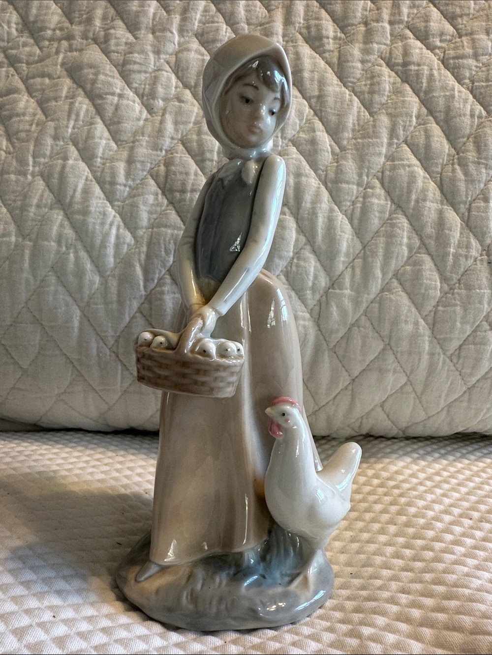 NAO by Lladró girl with chicks & hen porcelain figurine 8.5”